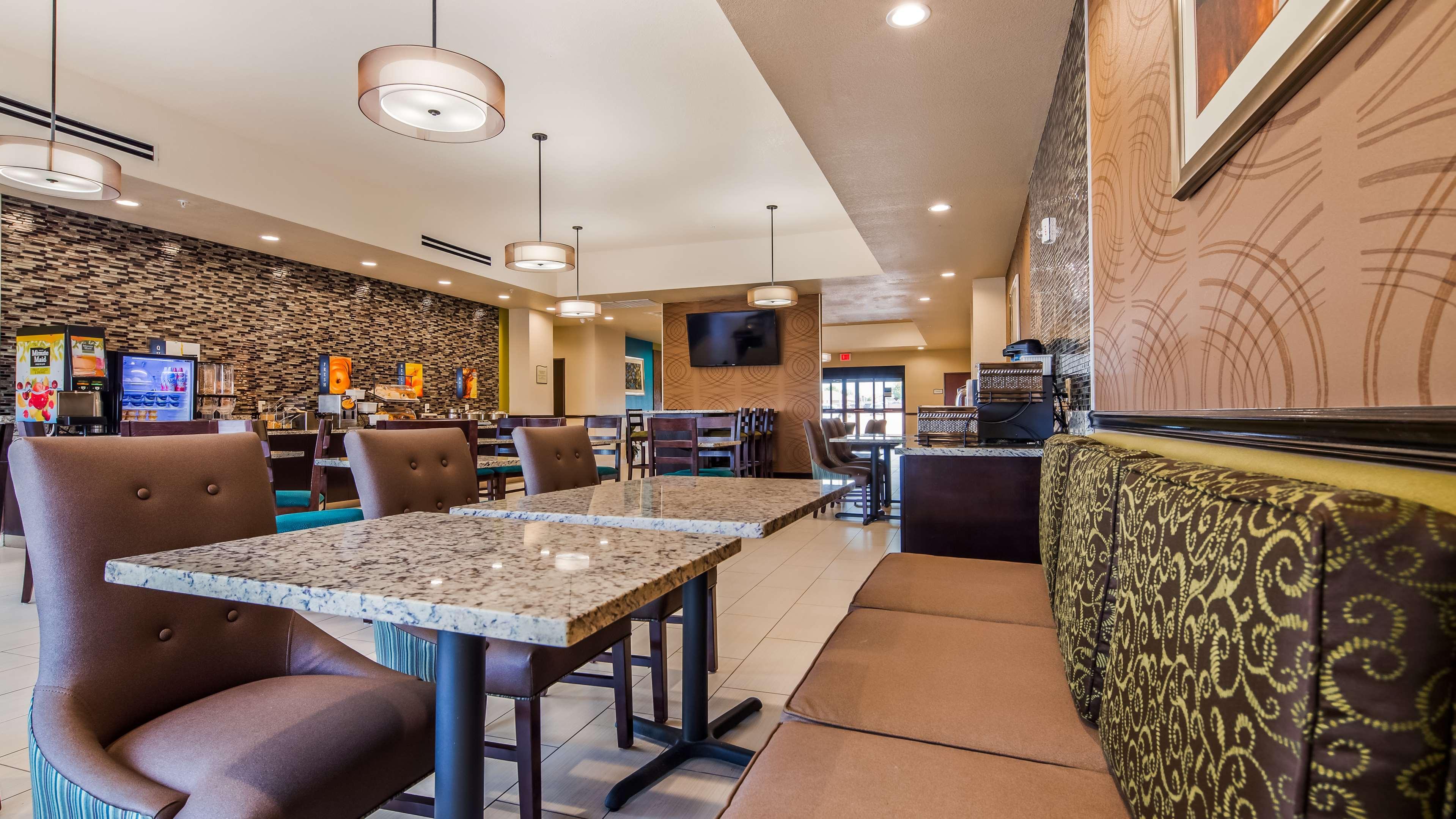 Best Western Plus/Executive Residency Elk City Exteriér fotografie
